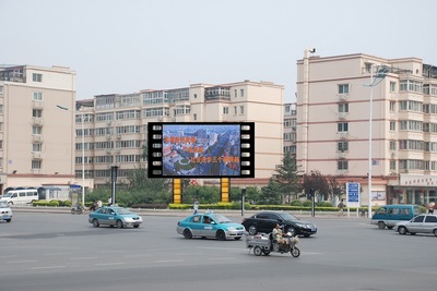 南京市P12LED顯示屏供應(yīng)詳解 防風(fēng)防雨設(shè)計(jì)與6944像素點(diǎn)高清視覺體驗(yàn)